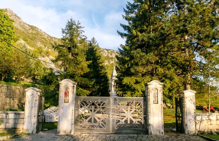 upper monastery ostrog entrance