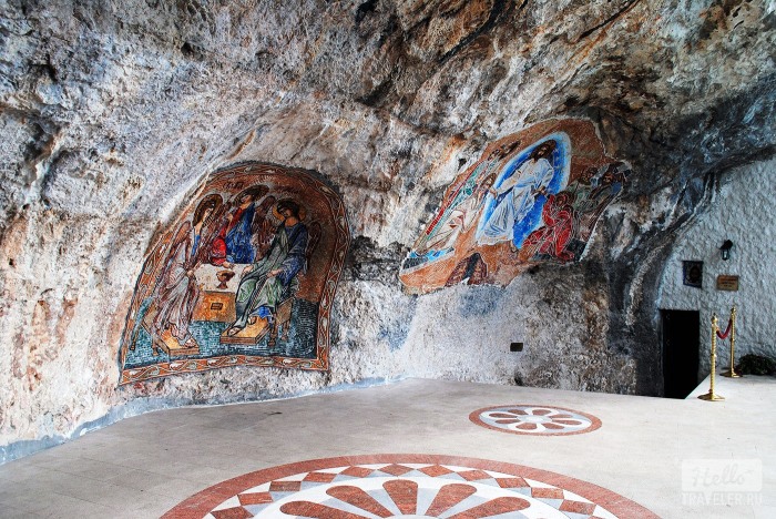 upper monastery ostrog frescoes