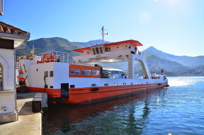 boka bay ferry